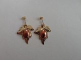 E431 木の葉ピアス　金色
